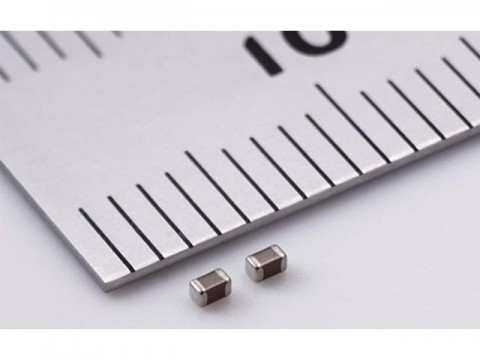 村田製作所　１．０×０．５ｍｍ世界最小サイズのセラミックコンデンサを商品化