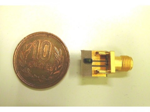 世界で初めて小型半導体素子を用いたテラヘルツ帯無線通信に成功