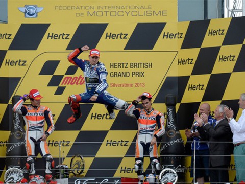 MotoGP第12戦イギリスGP　４連勝のマルケス抑えロレンソ優勝