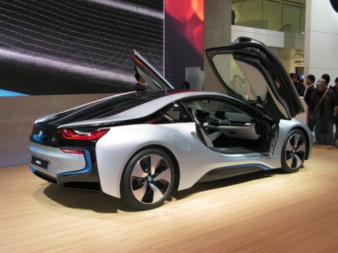 BMWに新販売拠点「BMWi」がスタート。BMWi3の販売開始