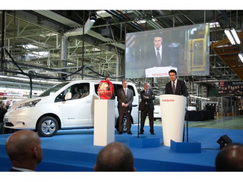 20年振りの快挙、バルセロナ工場製のEVを日本に輸入する。スペインで日産「e-NV200」生産スタート