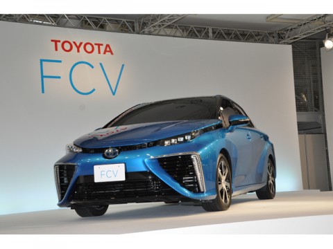 いよいよ市販される燃料電池車「FCV」、トヨタから。価格は700万円超か？