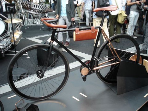 楽器デザイナーが考えた電動アシスト自転車の未来のカタチ