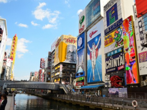 訪日外国人観光客の人気都市は東京から大阪・関西へ