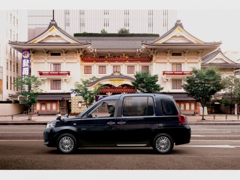 東京モーターショー直前に発売、トヨタのタクシー専用車「JPN TAXI」