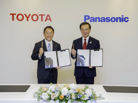 トヨタとパナソニック、車載用角形電池事業の協業検討を正式発表
