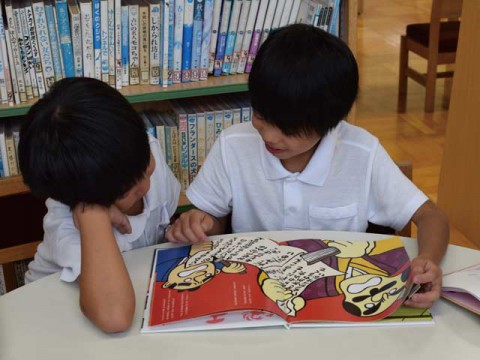 「読書離れ」で日本経済に影響？　読書啓発CSRで本の楽しさを再認識