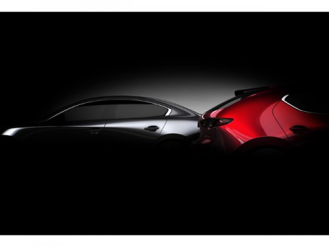 マツダ、ロサンゼルスショーで新型「Mazda3」公開、注目はそのエンジン