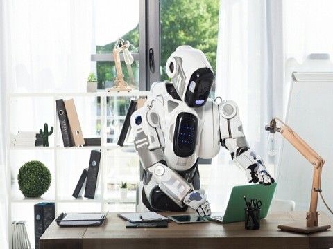 RPA（AIロボット事務自動化）市場、急拡大。働き方改革が追い風