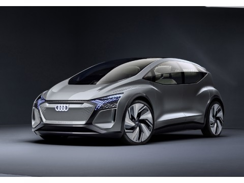 アウディ、大都市のためのモビリティ「Audi AI:ME」を上海モーターショーで発表