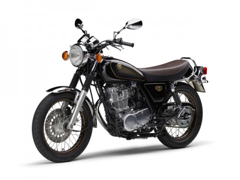 ヤマハ伝統のクラシックバイク「SR400」、遂に生産終了　最終限定車3月15日発売