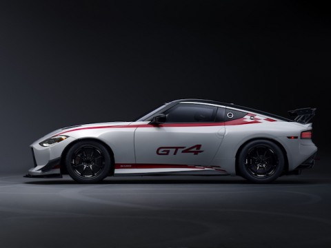 日産、純エンジン最後の本格スポーツカー「Nissan Z」のレース仕様「GT4」発表
