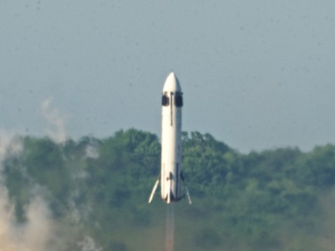 HONDA、再使用型ロケットの実験機、ホンダ初となる高度300mでの離着陸実験に成功