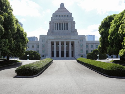 憲法５３条に基づく臨時国会召集を９党派が要求