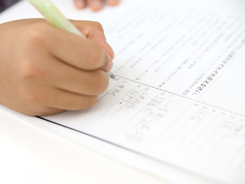 みつばちが運ぶ、素敵な物語。デジタル社会だからこそ大切にしたい「本」との出会い