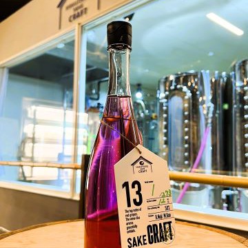 日本酒の新たな可能性　最大手・白鶴が挑む、日本酒×ワインの革新