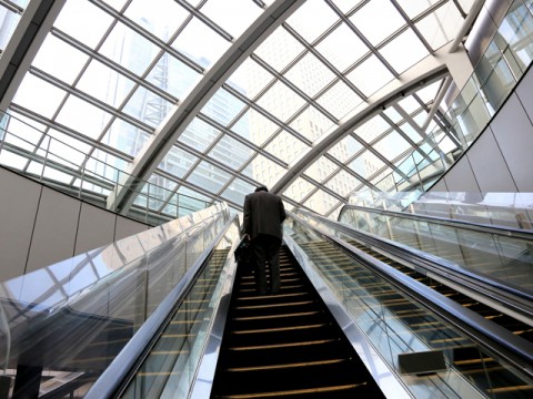 円安インフレが招く「住宅ローン金利」上昇の足音。0.25%利上げによる返済額増を試算