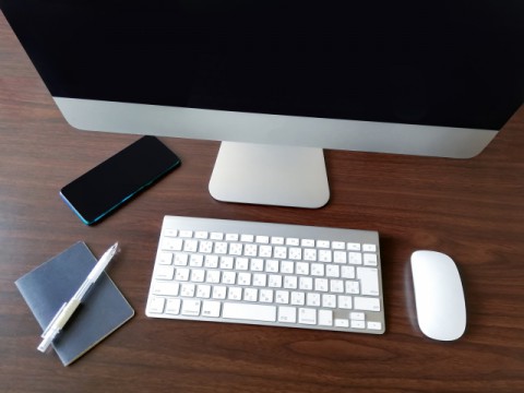 アイデアはなぜ「休みの日」に浮かぶのか。脳の“ぼんやりモード”の効能