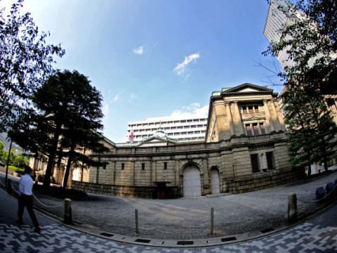 円安157円でも日銀は動かず？利上げを急げない「三つの足かせ」