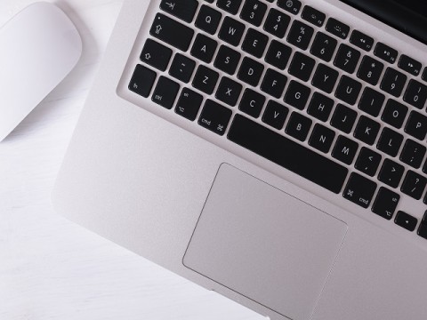 なぜ午後は集中力が切れるのか。体内時計が生む「午後の谷」の正体