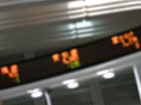 日経平均、前場は反落　米株大幅高でも利益確定売り優勢