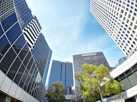 法改正でも進まぬ価格交渉。Sansan調査で見えた「契約書の不在」と企業現場の厚い壁