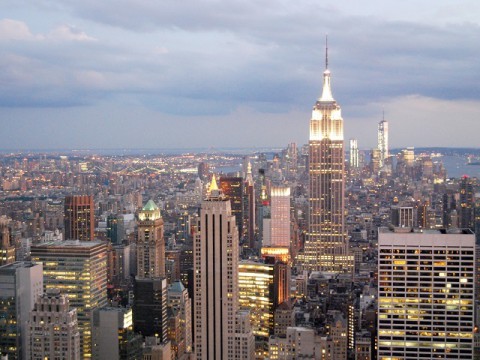 米株は高安まちまち、指数間で明暗　ナスダック堅調もダウは反落