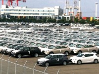 画・自動車販売、好調。普通自動車3割増。貨物車2桁の伸び。レクサス、三菱、トヨタが2桁で好調。