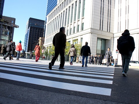 「人手不足」の正体はミスマッチ　2040年に事務440万人余剰か