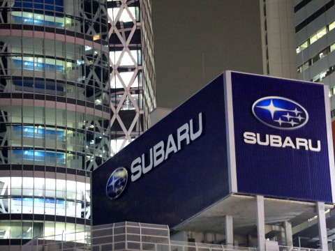 スバル決算、米関税とEV費用で大幅減益　北米依存の再点検が焦点