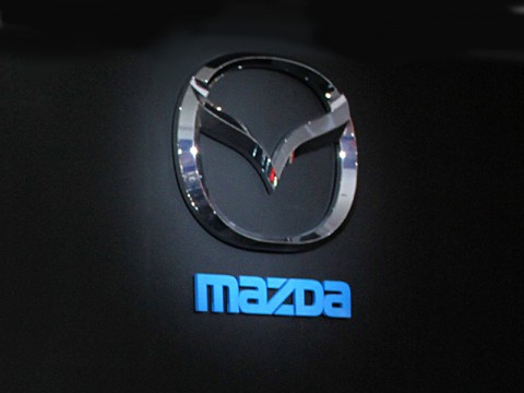 マツダ決算、営業利益72%減 EV転換と関税逆風が直撃