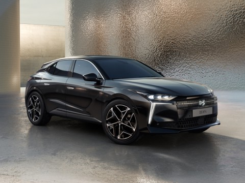 DS、新型N°4投入　高級小型車で“日常ラグジュアリー”訴求